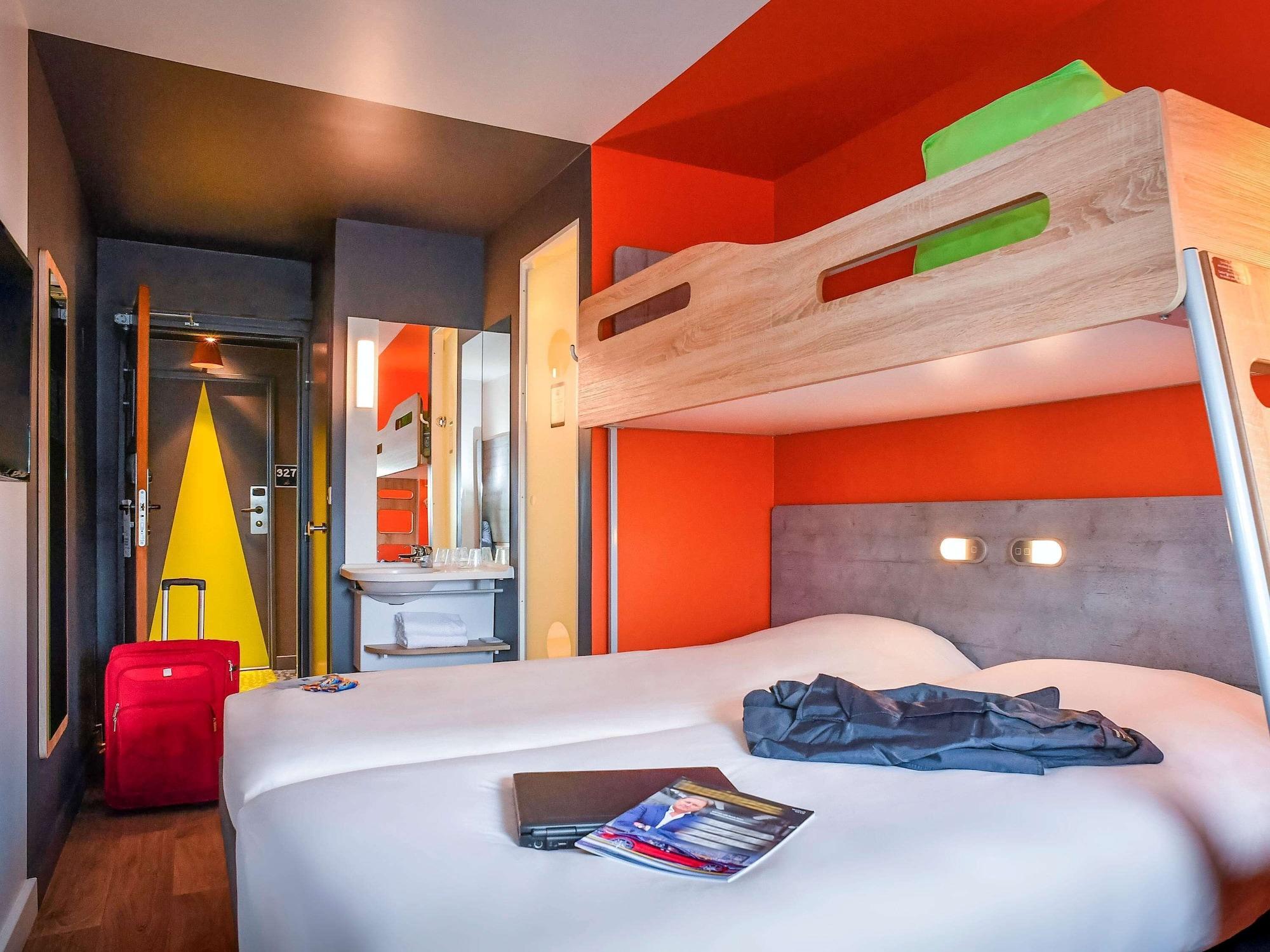 Ibis Budget Saint Lo Esterno foto