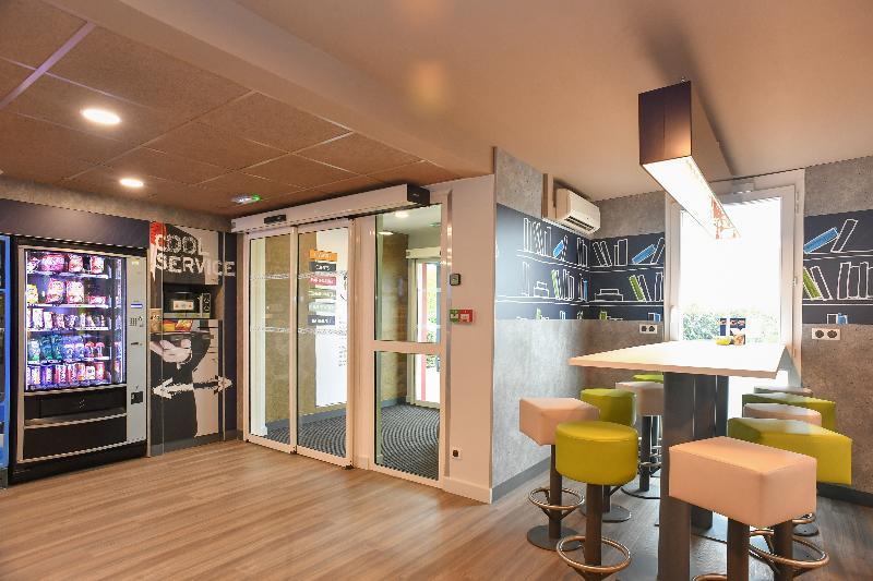 Ibis Budget Saint Lo Esterno foto